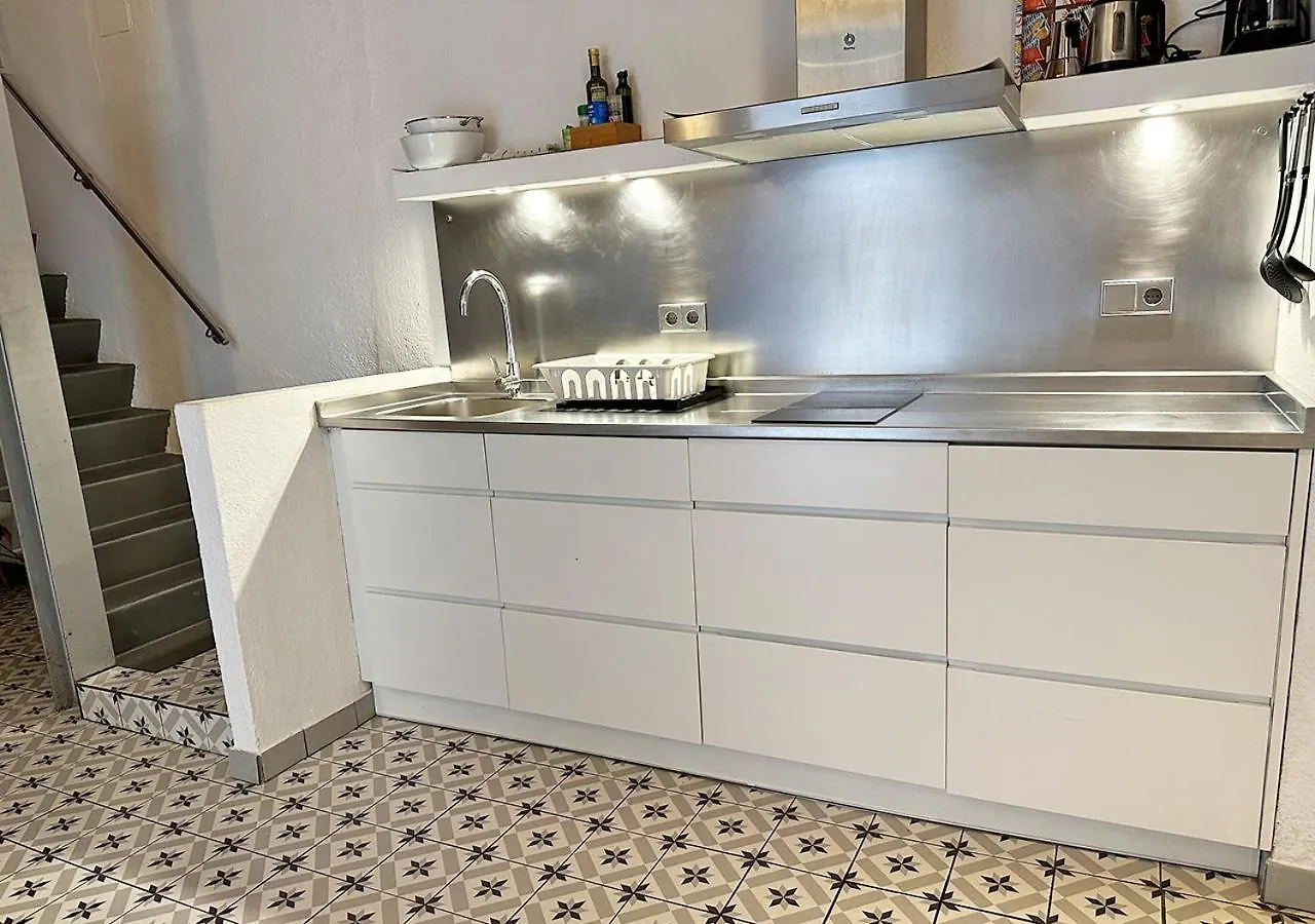 Barceloneta Suites Apartments Beach